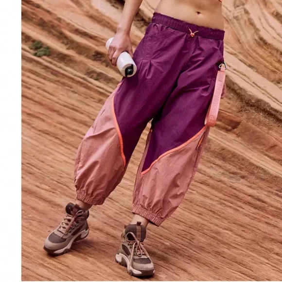 FP Movement Women's Free Throw Pants Mulberry/Mauve Size Small NWT - Picture 4 of 15